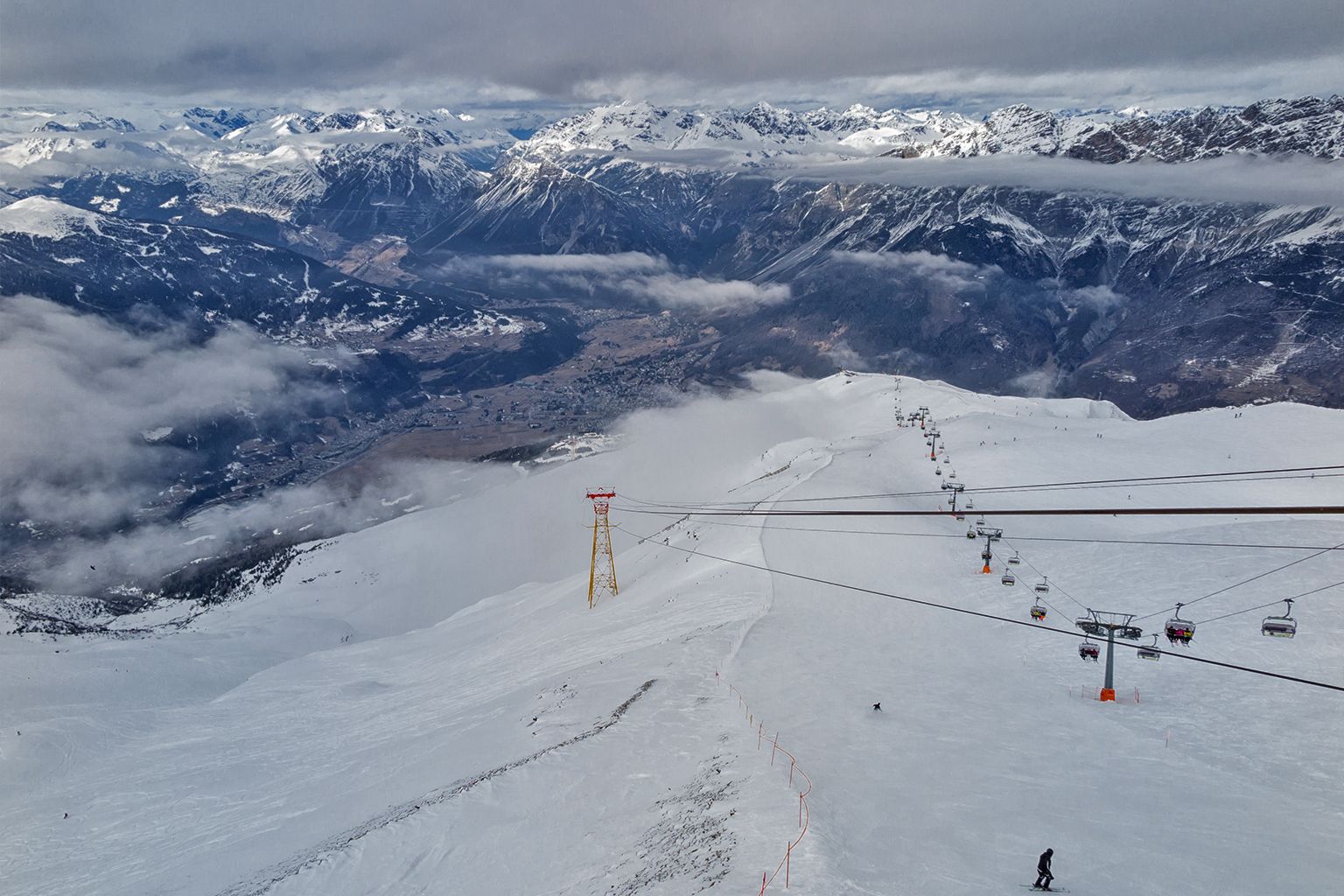Innevamento 2021: contributo per il sostegno alla gestione degli impianti di risalita e delle piste da sci innevate artificialmente